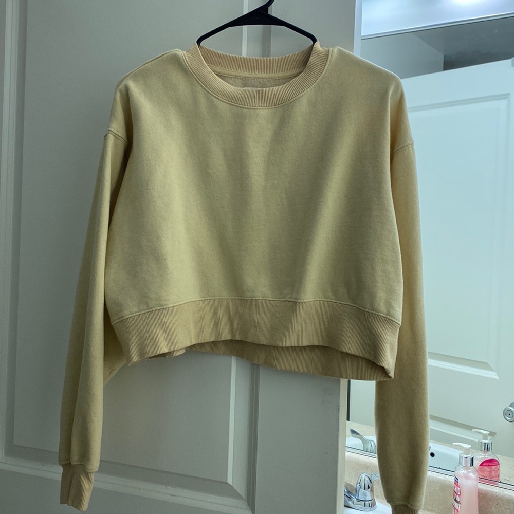 Cotton On Womens Size Medium Cropped Crewneck